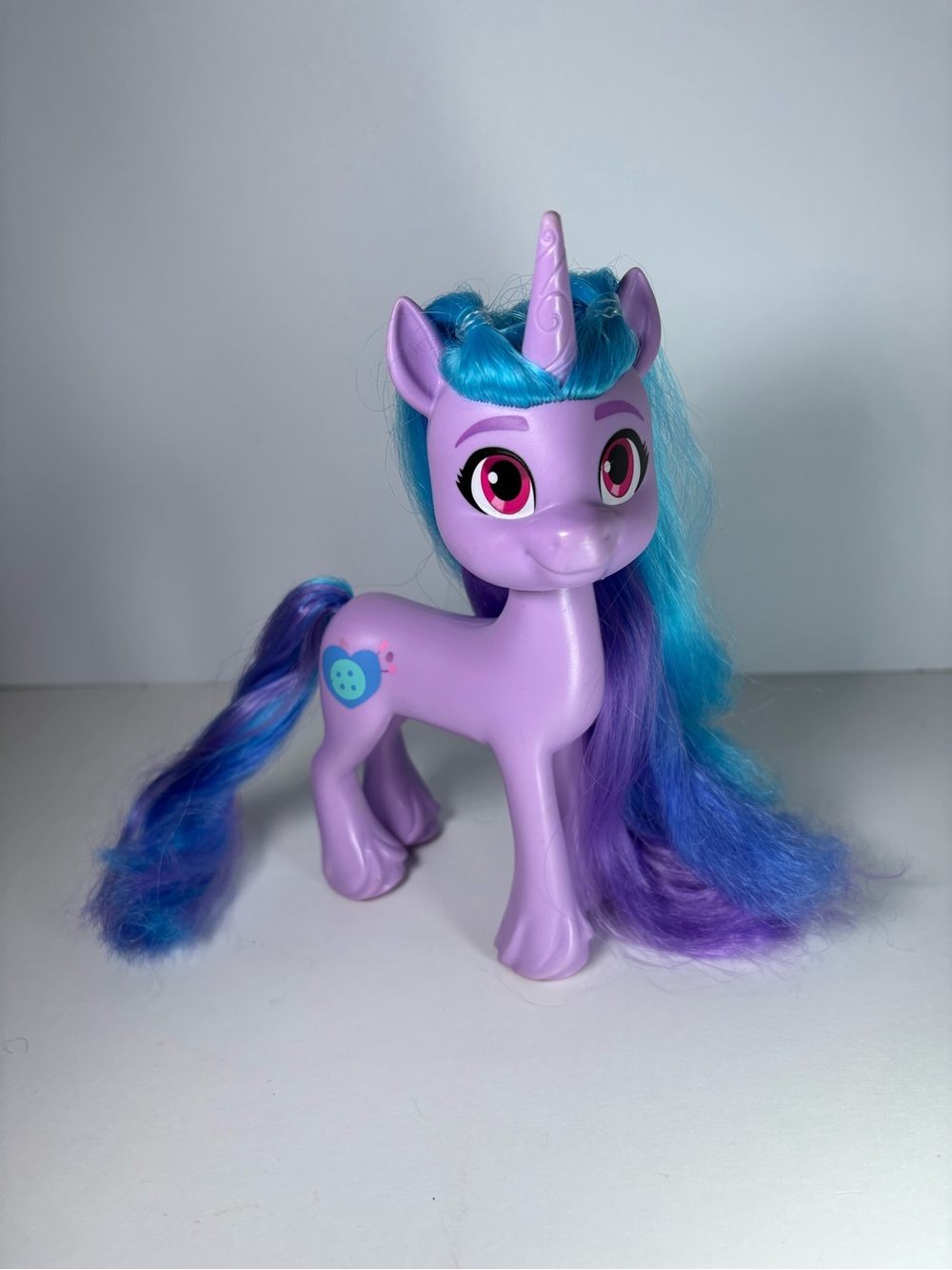 My Little Pony: A New Generation Izzy Moonbow 6" Figure G5 Brushable Hair